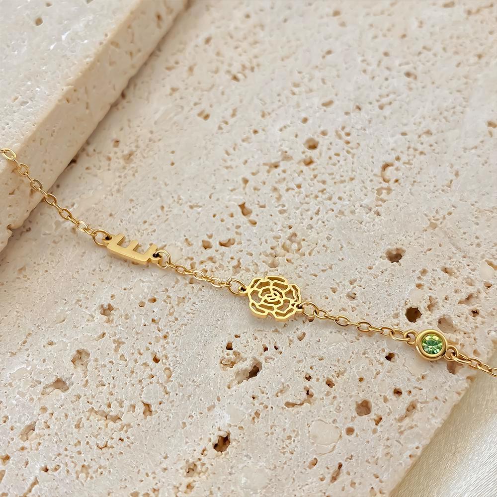 Custom Birth Flower Necklace: Personalized Gold & Silver Jewelry