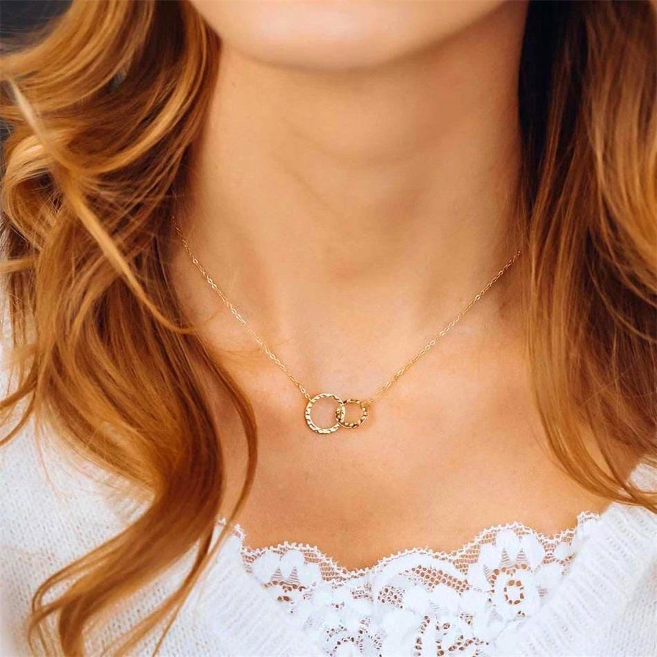 Interlocking Circles Necklace: Mother Daughter or Lovers Gift