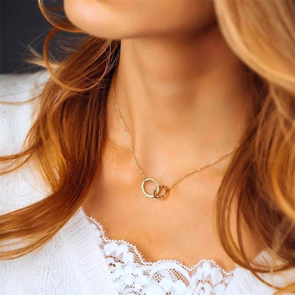 Interlocking Circles Necklace: Mother Daughter or Lovers Gift