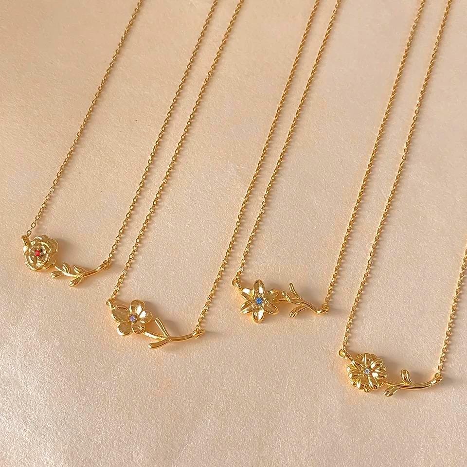Personalized Birthstone Flower Necklace: Silver & Gold Custom Jewelry